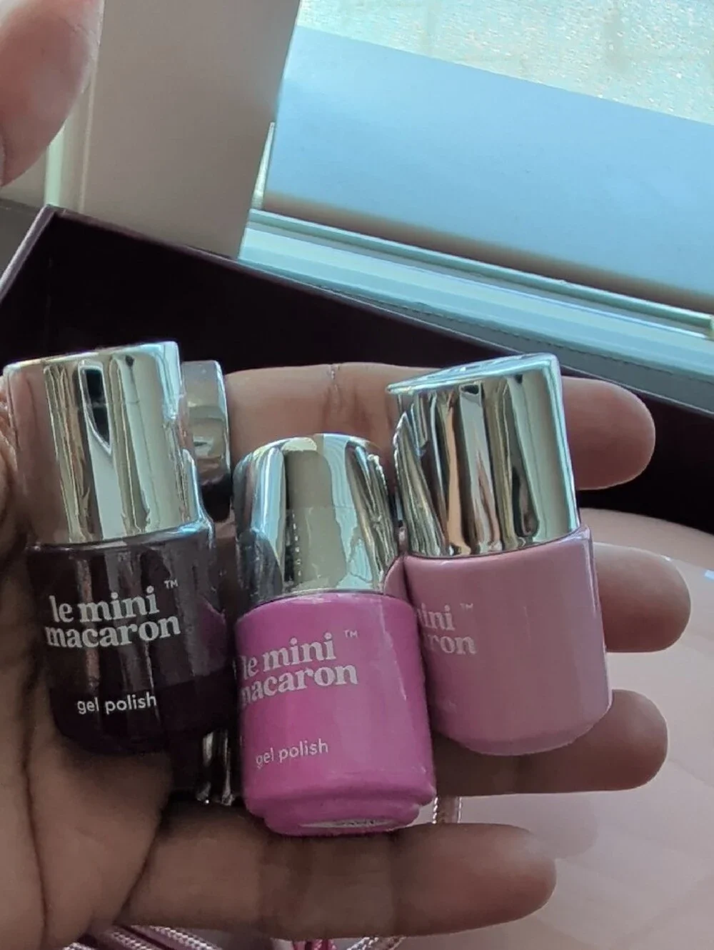 Le Mini Macaron Pink Deluxe Gel Manicure Kit
